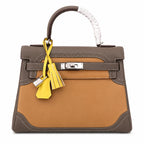 Kelly Sellier Ghillies 28cm Beige Poussière & Marron Foncé Barenia Leather Palladium Hardware — Timeless Top-Handle Design