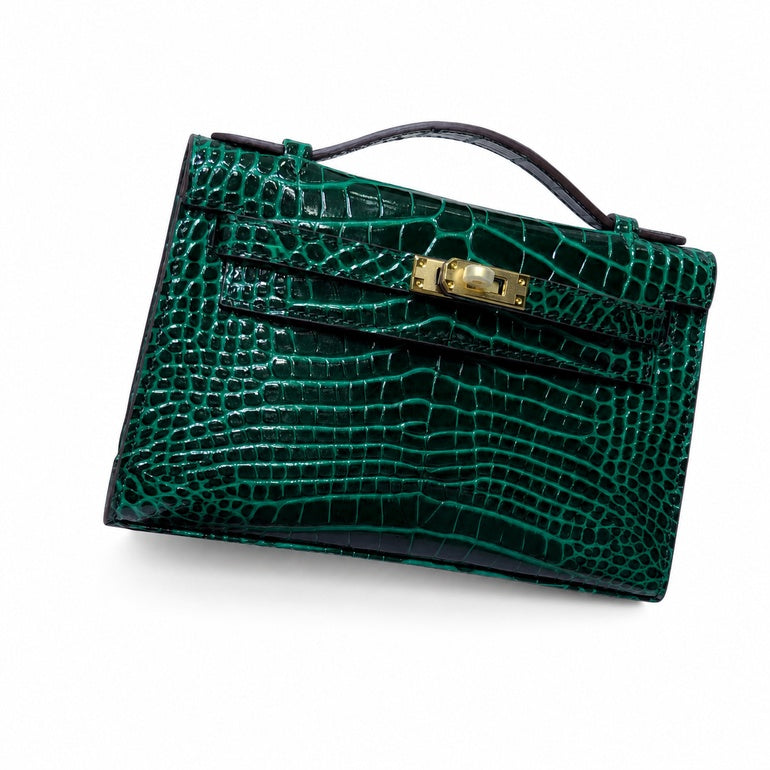 Kelly Pochette Vert Emeraude Shiny Niloticus Crocodile Leather Gold Hardware Women Clutch Bag — Polished Compact Shoulder Style