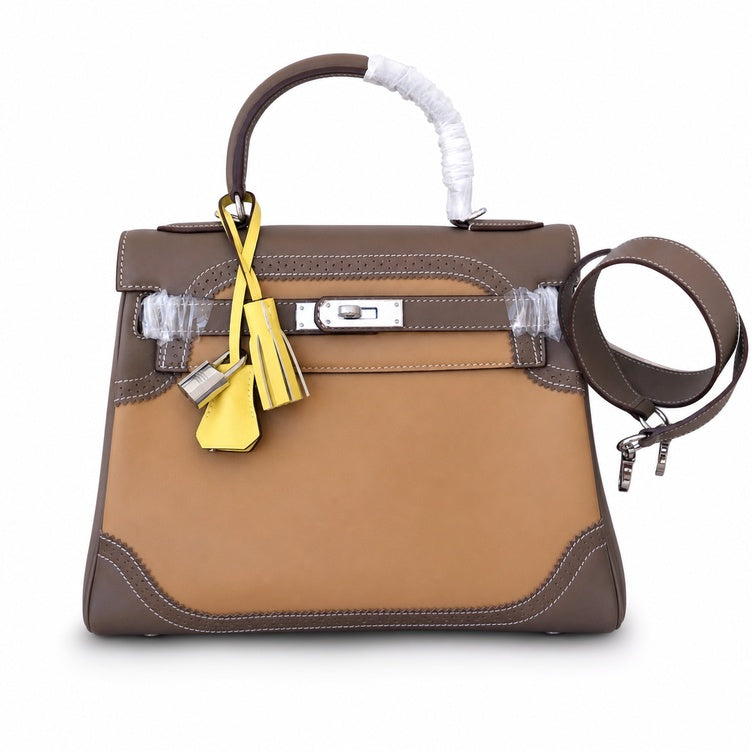 Kelly Sellier Ghillies 28cm Beige Poussière & Marron Foncé Barenia Leather Palladium Hardware — Timeless Top-Handle Design