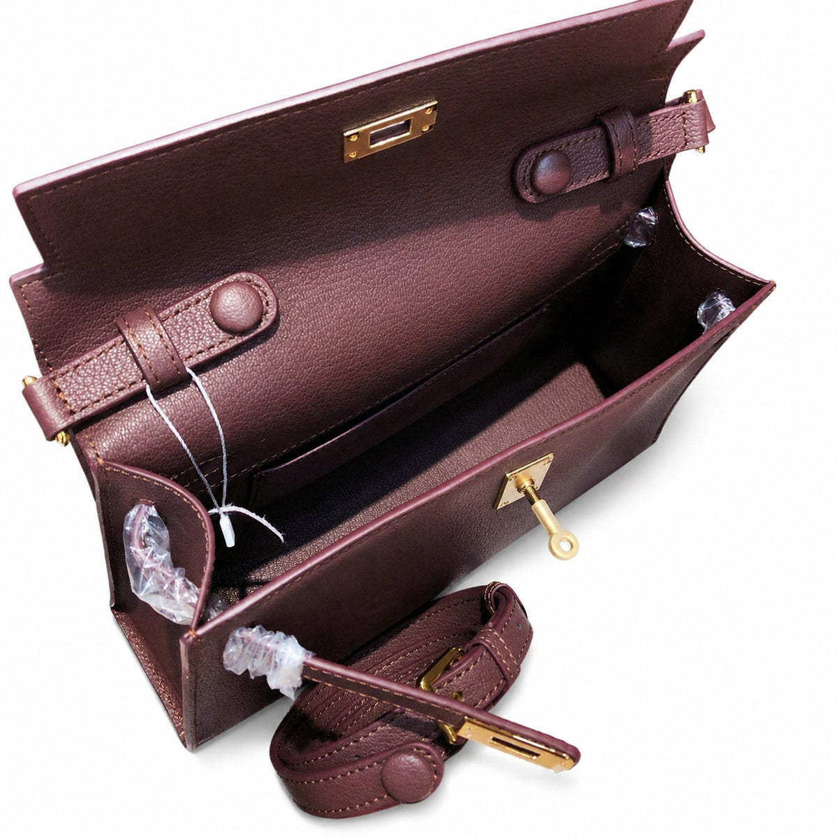 Kelly Elan 25x6.5x15cm Underarm Baguette Bag in Brown with Gold Hardware — Versatile Underarm Carry Style
