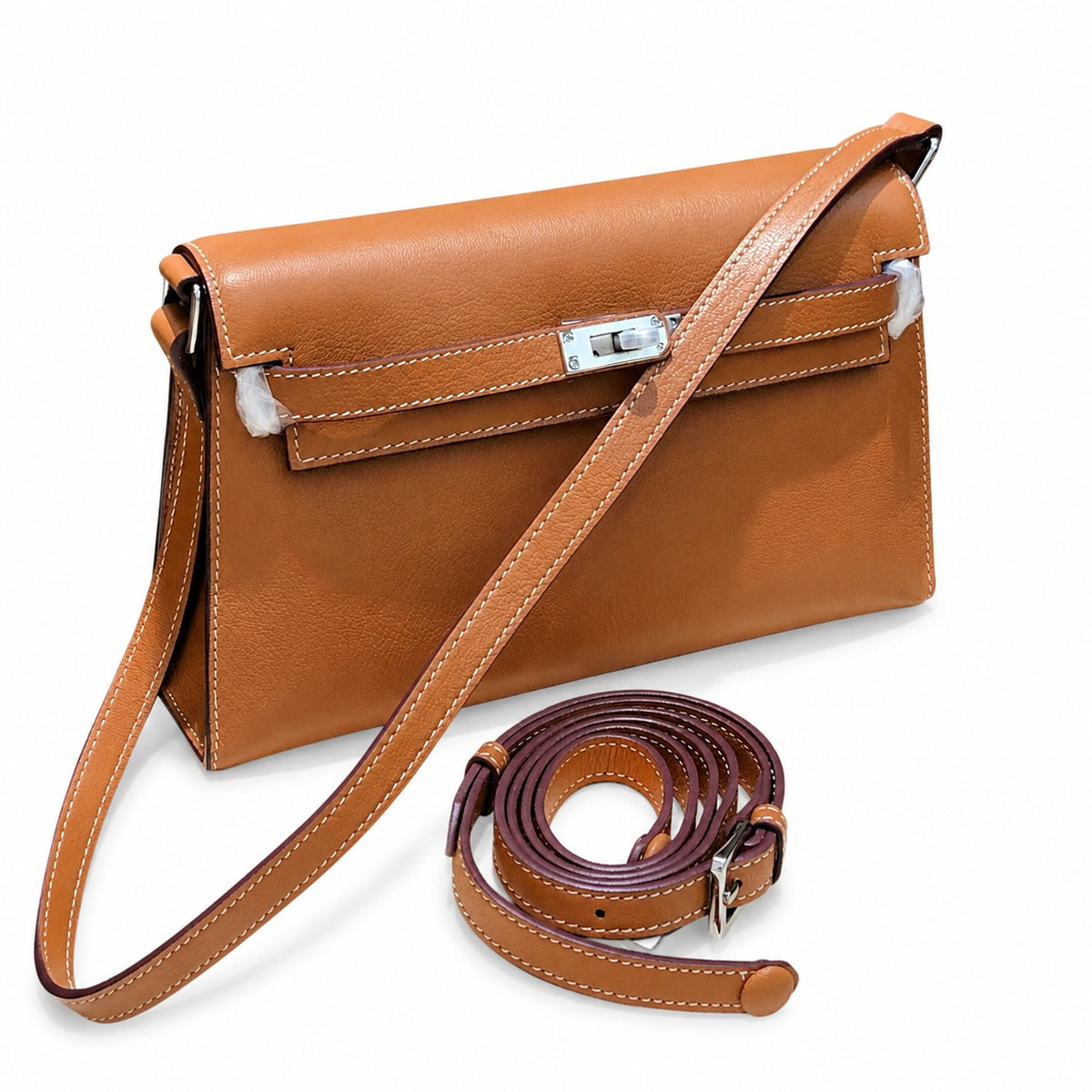 Kelly Elan 25x6.5x15cm Underarm Baguette Bag in Brown with Silver Hardware — Versatile Underarm Carry Style