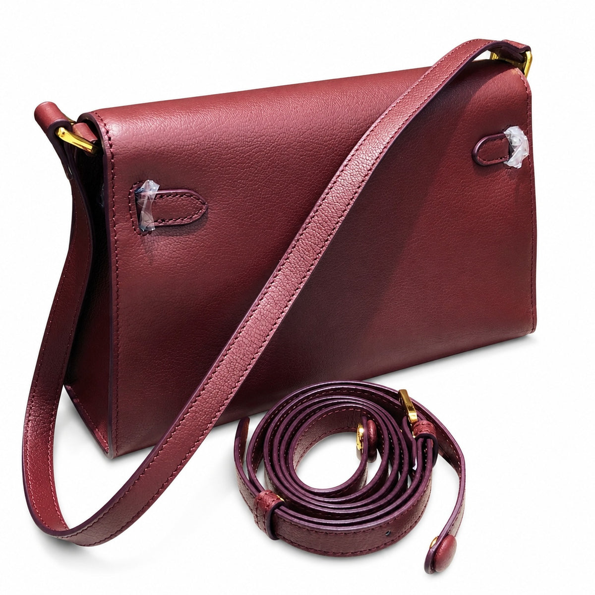 Kelly Elan 25x6.5x15cm Underarm Baguette Bag in Wine Red with Gold Hardware — Refined Underarm Handbag