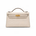 Mini Kelly II Sellier 19cm & 22cm Craie Ostrich Leather Gold Hardware — Timeless Mini Top-Handle Design