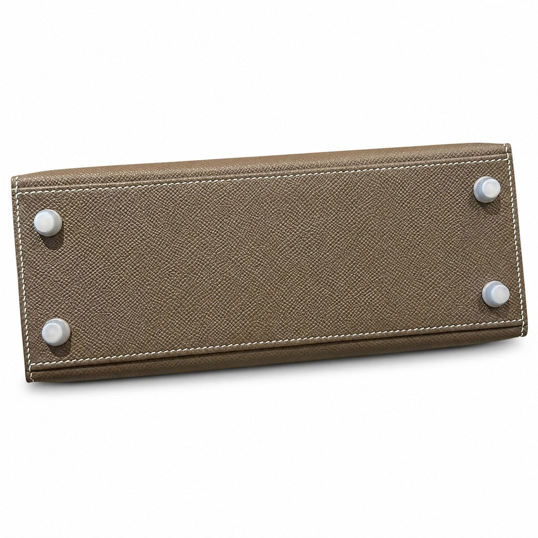Kelly 25cm in Elephant Gray Epsom Leather with Silver Buckle Handmade — Distinctive Hand-Carry Bag