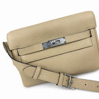 Kelly Messenger messenger bag for men and women, gray Silver Buckle for windbreaker, imported leather, all-steel hand-waxed thread, the highest — Versatile Structured Bag