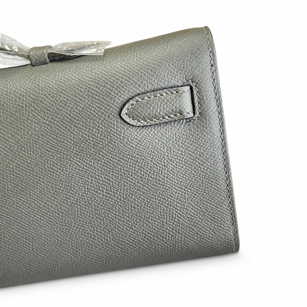 Sophisticated Evening Clutch: Kelly Cut 31 Clutch Epsom Leather Pewter Gray