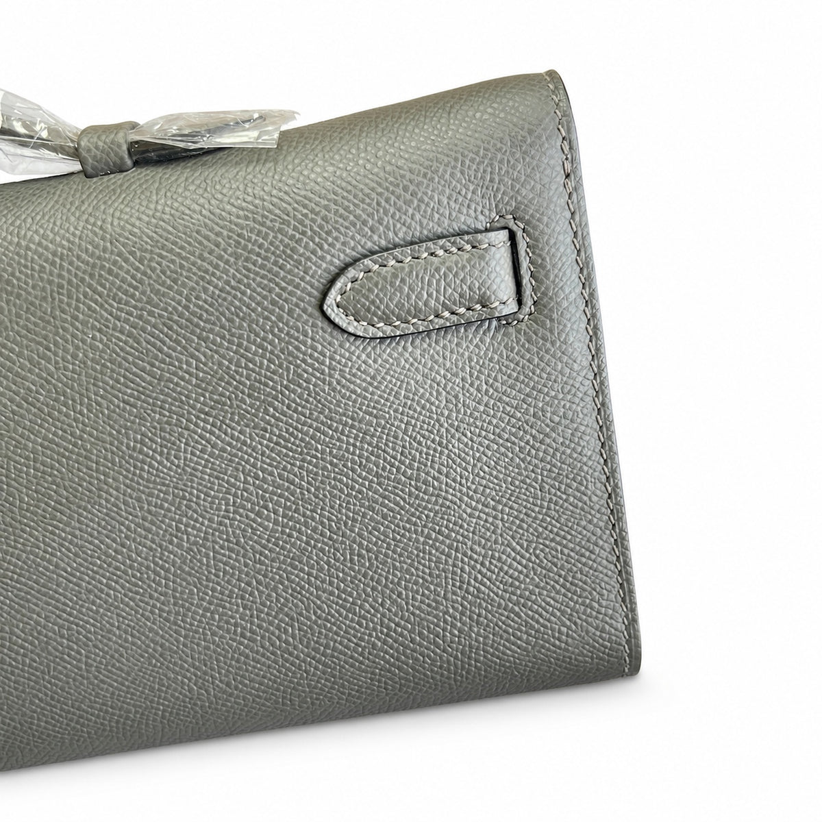 Sophisticated Evening Clutch: Kelly Cut 31 Clutch Epsom Leather Pewter Gray