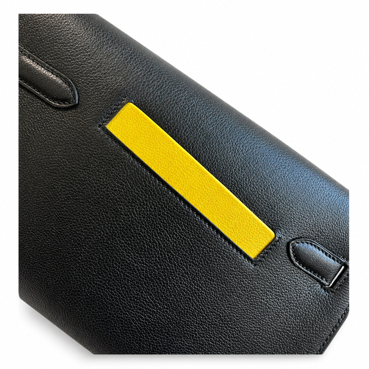 Kelly Depeches 25cm Evercolor Leather with Shoulder Strap — Refined Shoulder-Strap Clutch