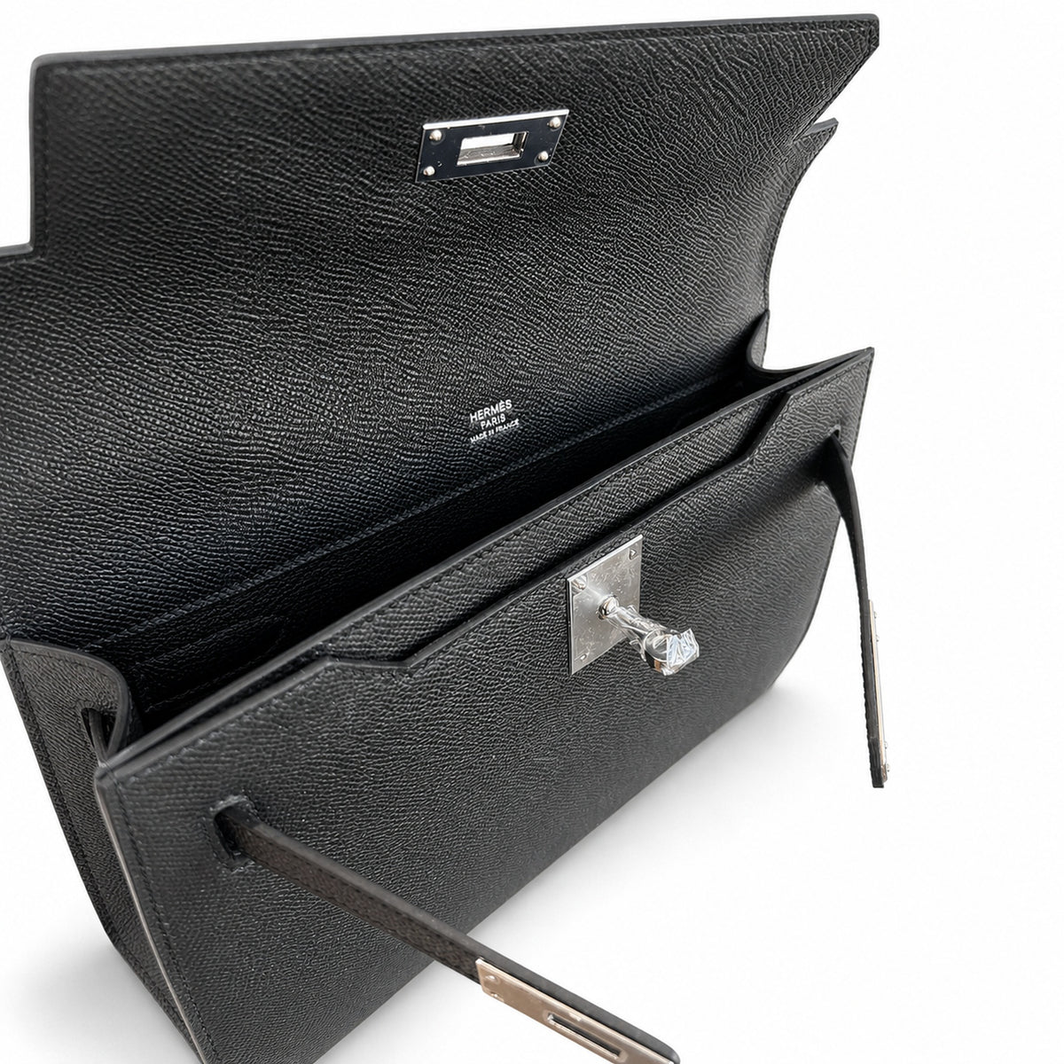 Distinctive Clutch Silhouette: Kelly Depeches 25cm Epsom Leather with Shoulder Strap