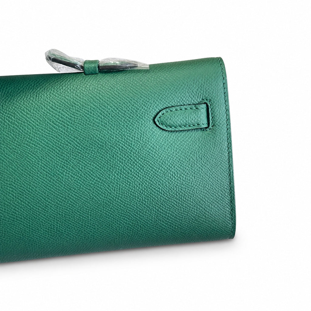 Kelly Cut 31 Clutch Epsom Leather Malachite Green — Distinctive Slim Carry Style