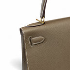 Kelly 28cm in Elephant Gray Epsom Leather with Gold Buckle Handmade — Streamlined Top-Handle Handbag