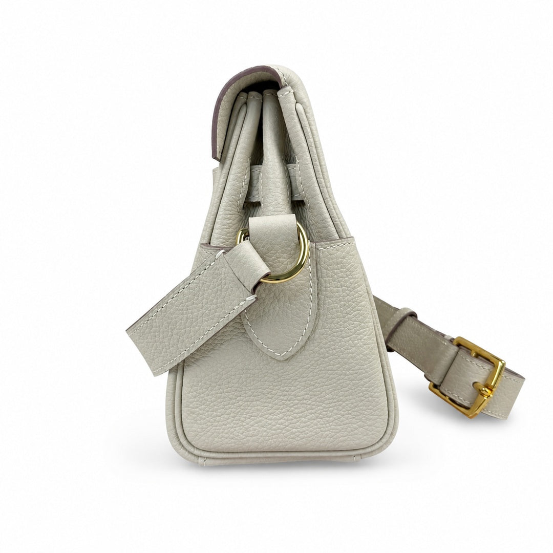 Available : Kelly messenger men's and women's bags, milkshake platinum buckle, imported leather, all-steel hand-waxed thread, the highest — Sophisticated Carry Design