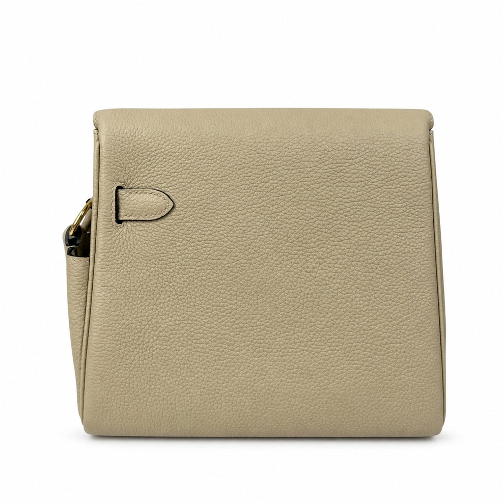 Kelly messenger messenger bag for men and women, gray Gold Buckle for windbreaker, imported leather, all-steel hand-waxed thread, the highest — Elegant Structured Carry Style