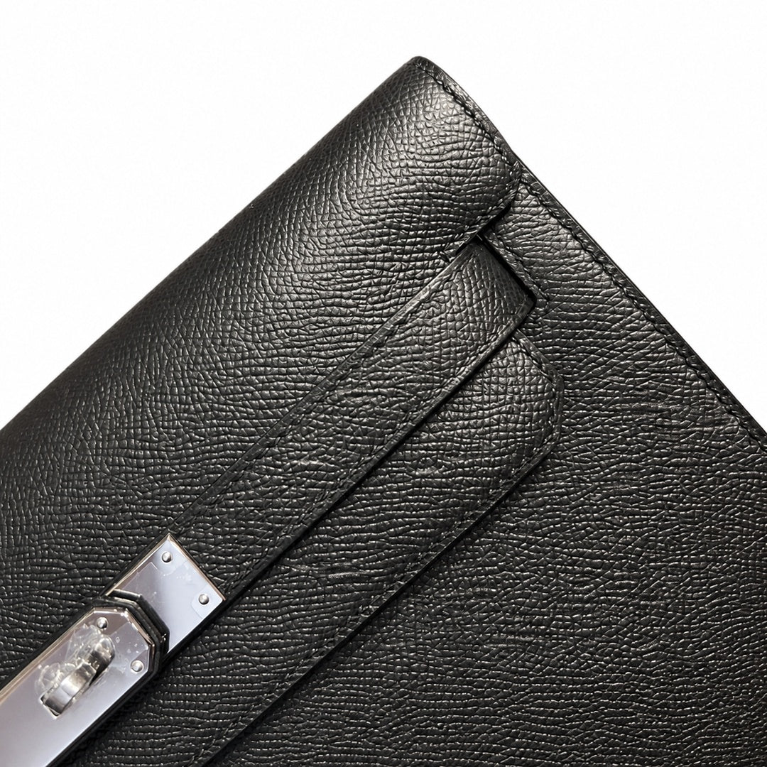 Kelly Depeches clutch, Epsom Leather 89 Noir Black — Refined Shoulder-Strap Clutch