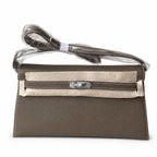 Classic Hand-Carry Silhouette: Kelly Family Underarm Shoulder Bag