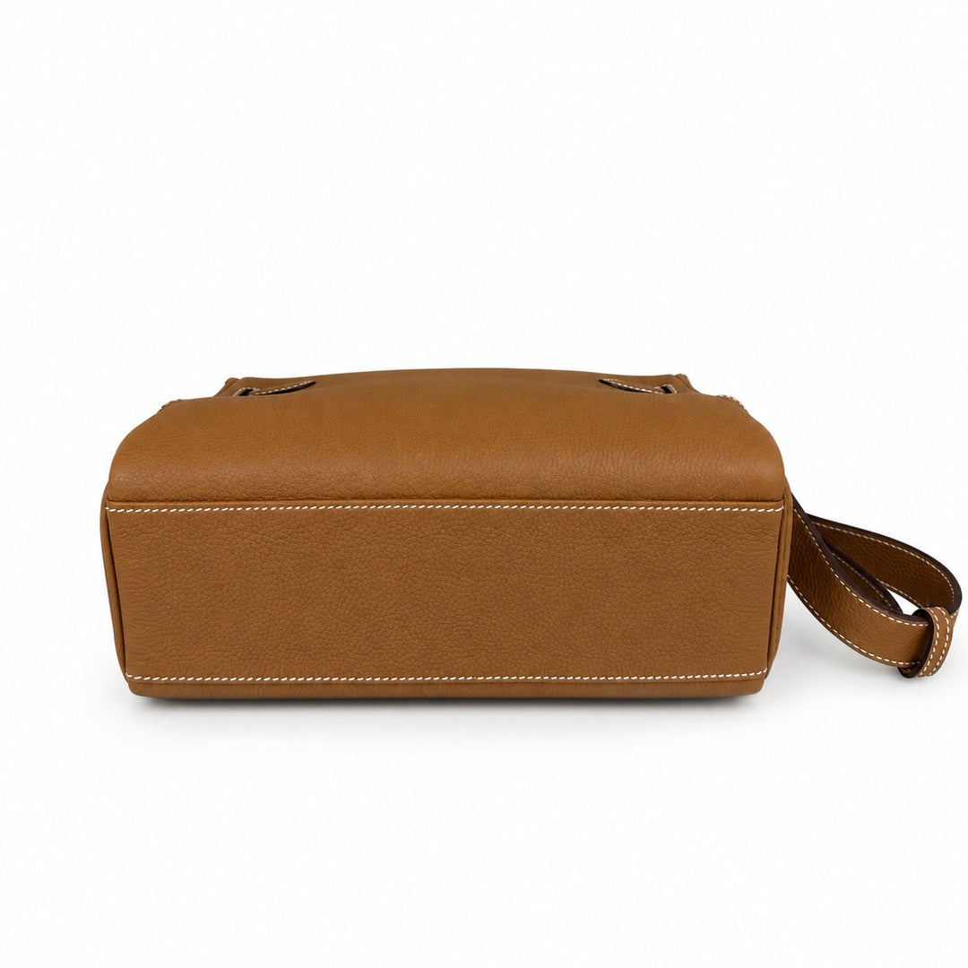 Kelly Messenger messenger bag for men and women, earthy Silver Buckle, imported leather, all-steel hand-waxed thread, the best value for money on — Refined Top-Handle Bag
