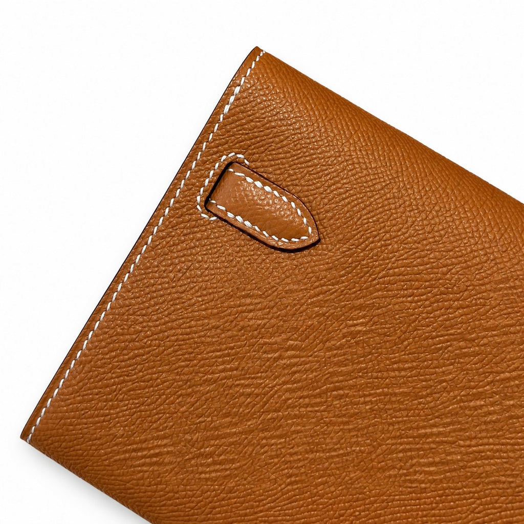 Elegant Petite Clutch: Kelly to go Color: ck37/Gold Size: 19*11.5*1.5cm Leather: Epsom Hardware: Gold Kelly crossbody bag, Golden Brown, cowhide, Gold Buckle, handmade P
