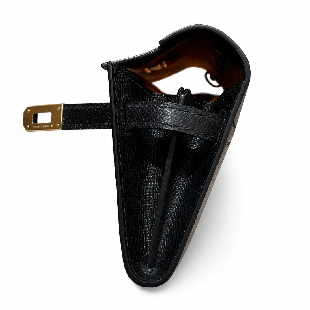 Refined Small Hand-Carry Bag: Kelly to go Color: ck89/Noir Size: 19*11.5*1.5cm Leather: Epsom Hardware: Gold shoulder crossbody bag, clutch bag, Black, cowhide, Gold Buckle