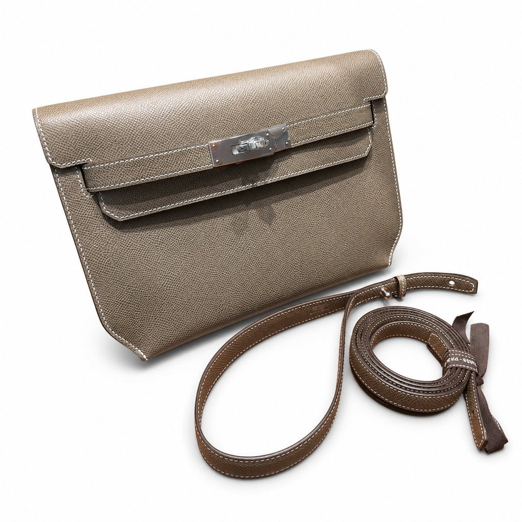 Kelly Depeches 25cm Epsom Leather 18 Etoupe Elephant Gray top handcraft — Refined Shoulder-Strap Clutch