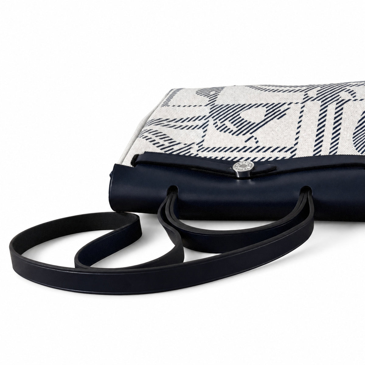 Distinctive Leather-Trimmed Canvas Design: Herbag 31cm Saddle-Inspired Canvas Body with Leather Handle and Shoulder Strap