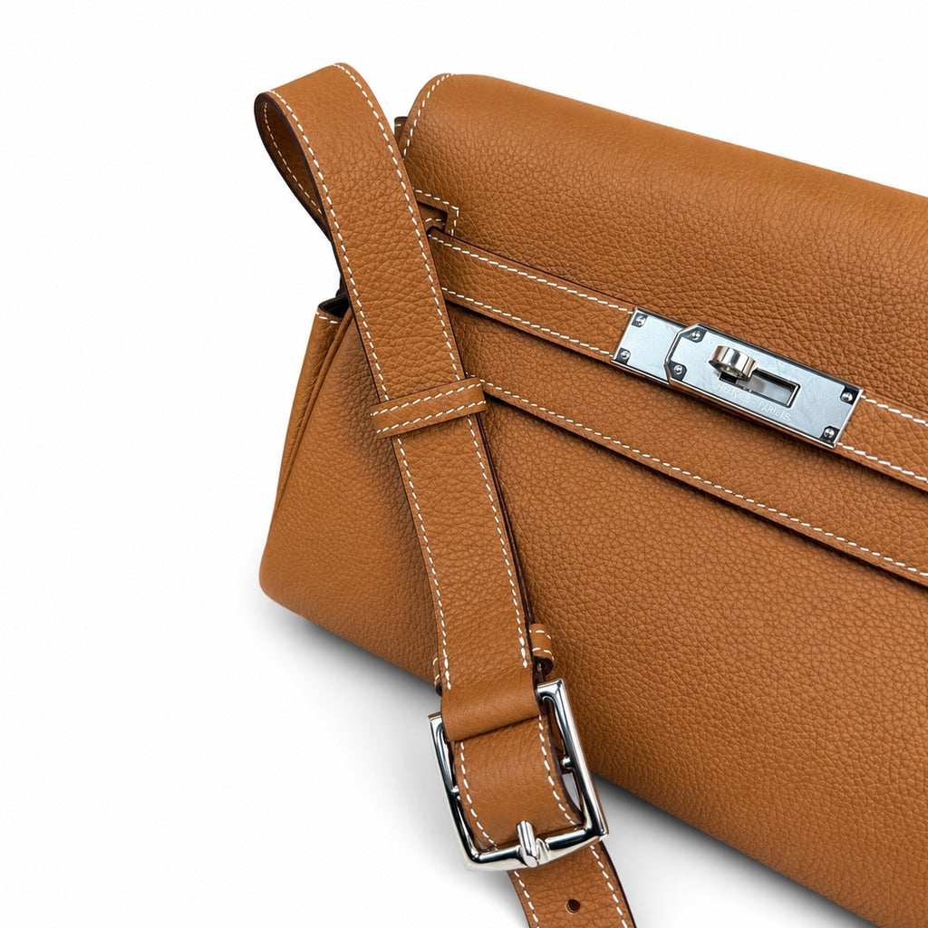 Kelly Messenger messenger bag for men and women, earthy Silver Buckle, imported leather, all-steel hand-waxed thread, the best value for money on — Refined Top-Handle Bag