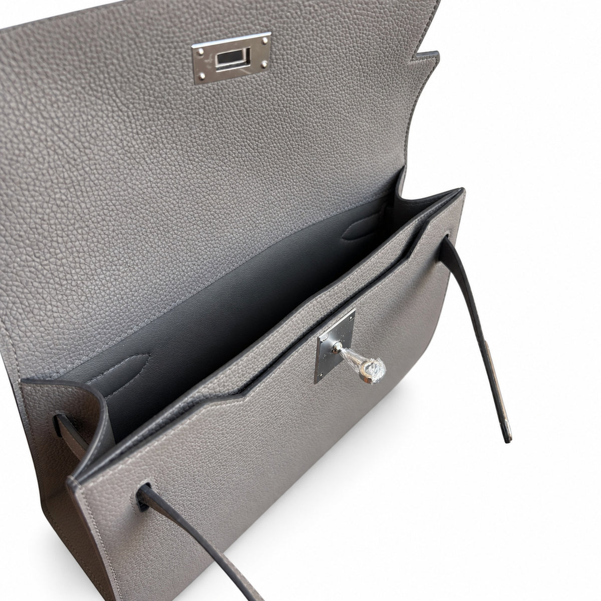 Kelly Depeches 25cm Togo Leather with Shoulder Strap — Sophisticated Compact Carry