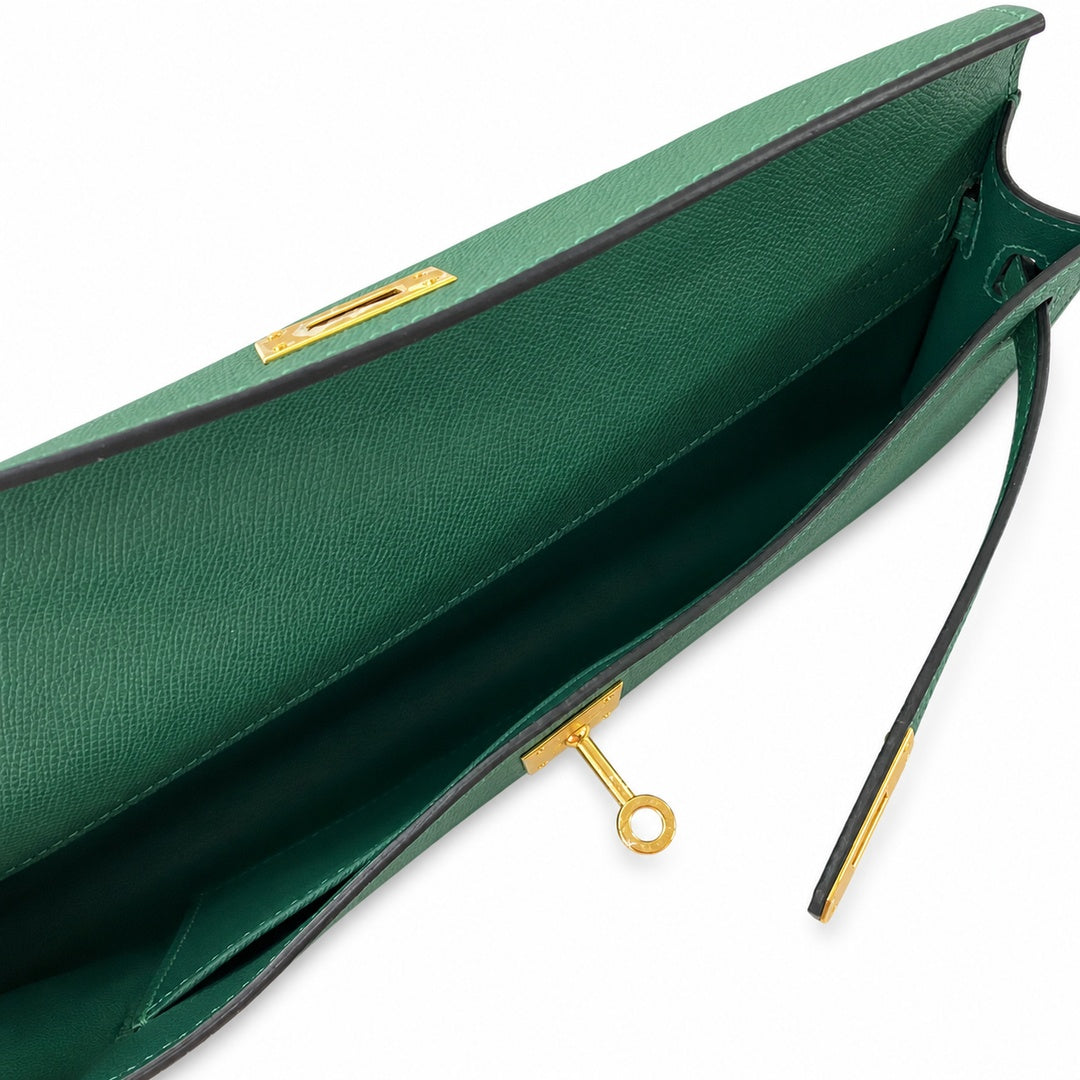 Kelly cut 31 clutch Epsom malachite green Gold Buckle — Refined Flat Clutch