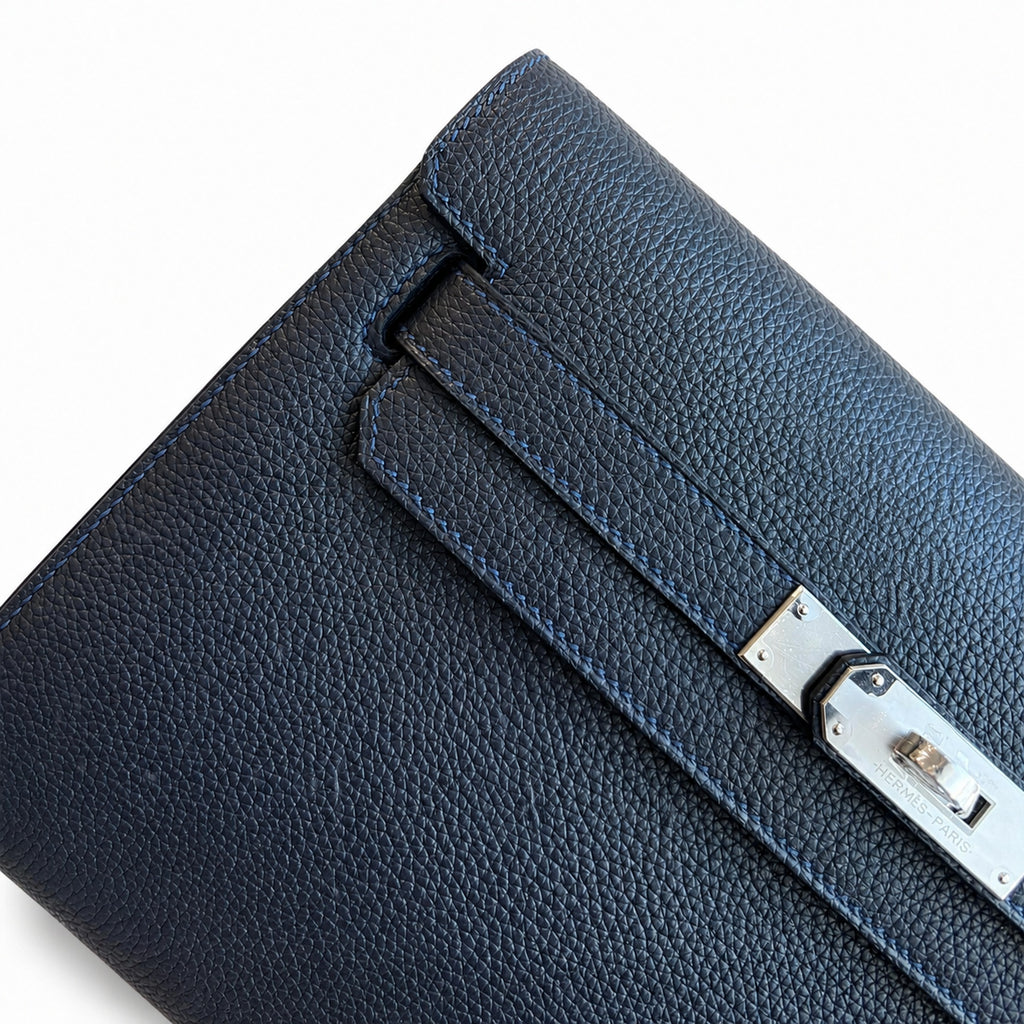 Convertible Clutch: Kelly Depeches 25cm Togo Leather with Shoulder Strap