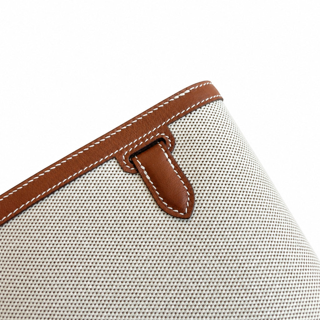 Kelly Depeches 25cm Swift Leather with Shoulder Strap — Versatile Hand-Carry Clutch