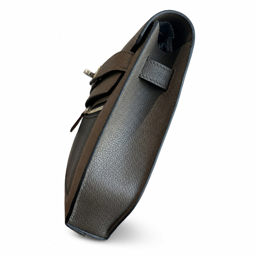Refined Shoulder-Strap Clutch: Kelly Depeches 25cm Evercolor Leather with Shoulder Strap