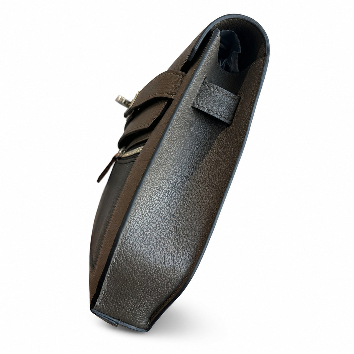Refined Shoulder-Strap Clutch: Kelly Depeches 25cm Evercolor Leather with Shoulder Strap