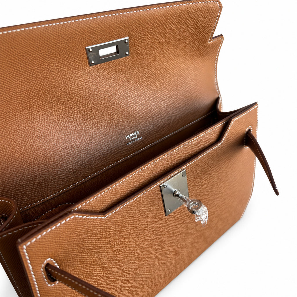 Elegant Crossbody-Ready Clutch: Kelly Depeches 25cm Epsom Leather with Shoulder Strap