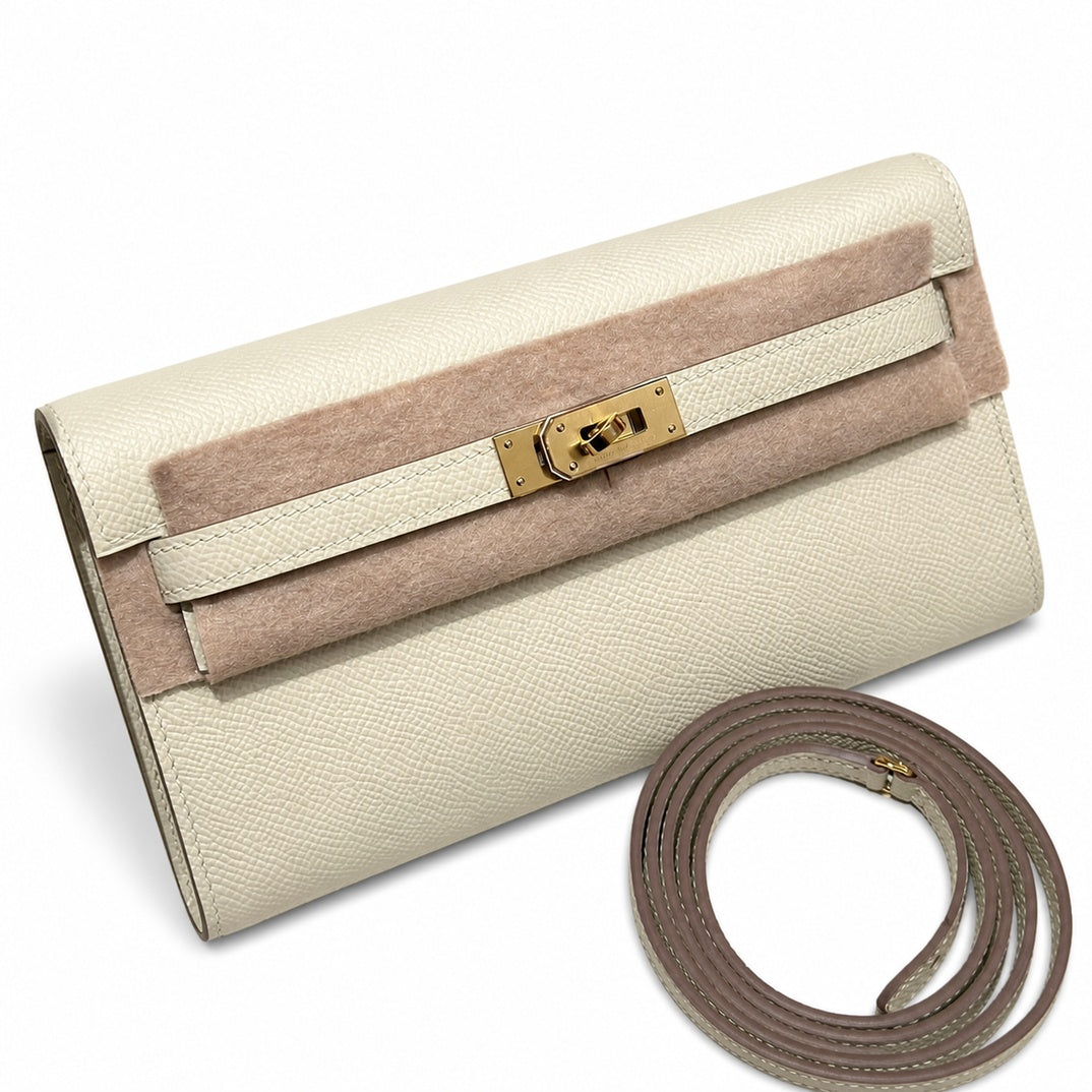 Kelly to go Color: ck10/Craie Size: 19*11.5*1.5cm Leather: Epsom Hardware: Gold Kelly crossbody bag, Milkshake White, cowhide, Gold Buckle, handmade — Compact Pochette Clutch