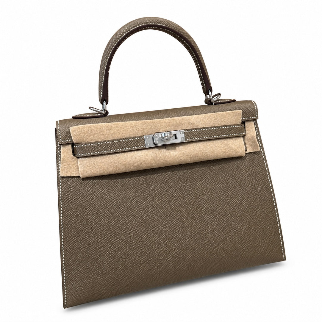 Kelly 25cm in Elephant Gray Epsom Leather with Silver Buckle Handmade — Distinctive Hand-Carry Bag