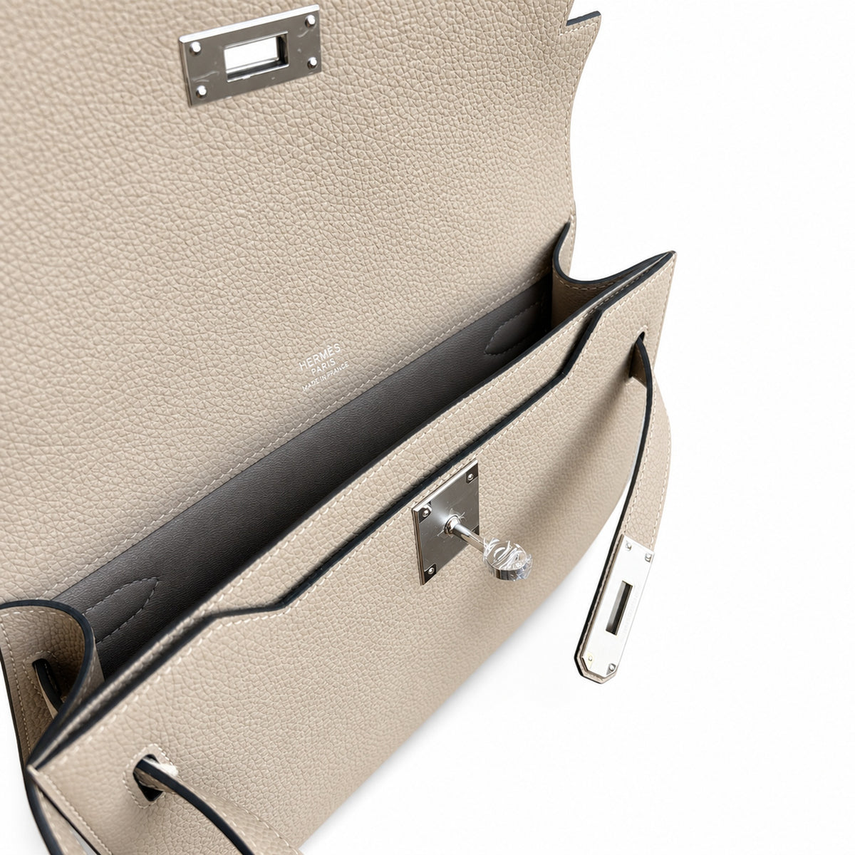 Streamlined Clutch Bag: Kelly Depeches 25cm Togo Leather with Shoulder Strap