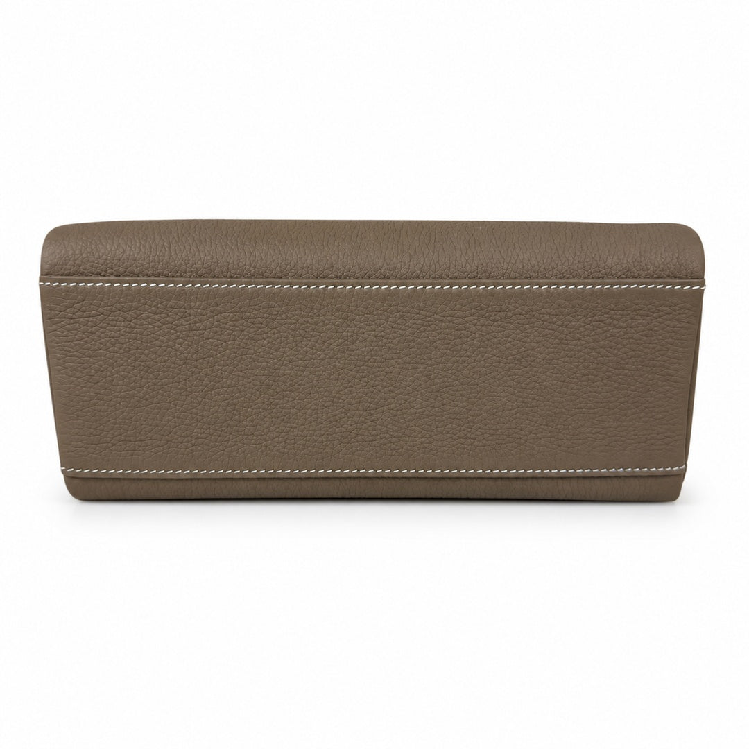 Kelly Messenger messenger bag for men and women, Elephant Gray Gold Buckle, imported leather, all-steel hand-waxed thread, the highest — Classic Hand-Carry Silhouette