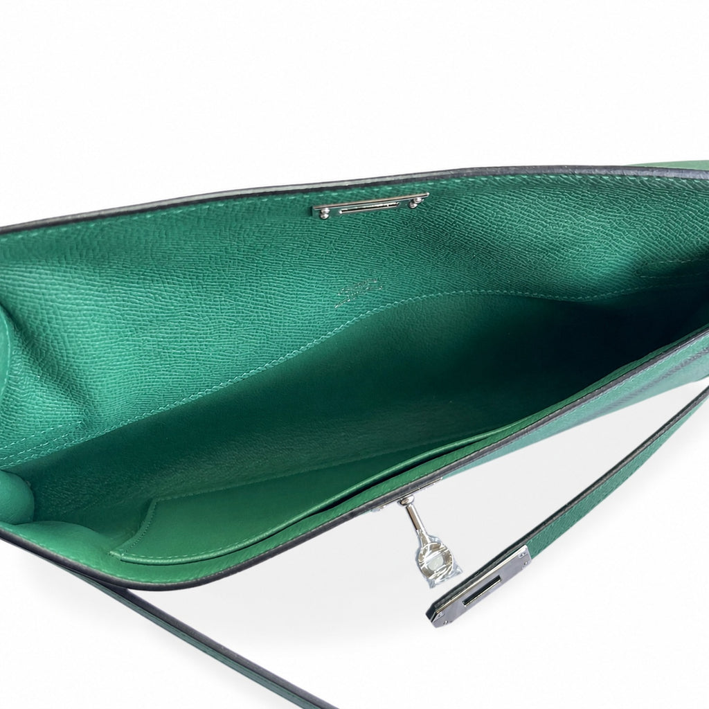 Distinctive Slim Carry Style: Kelly Cut 31 Clutch Epsom Leather Malachite Green
