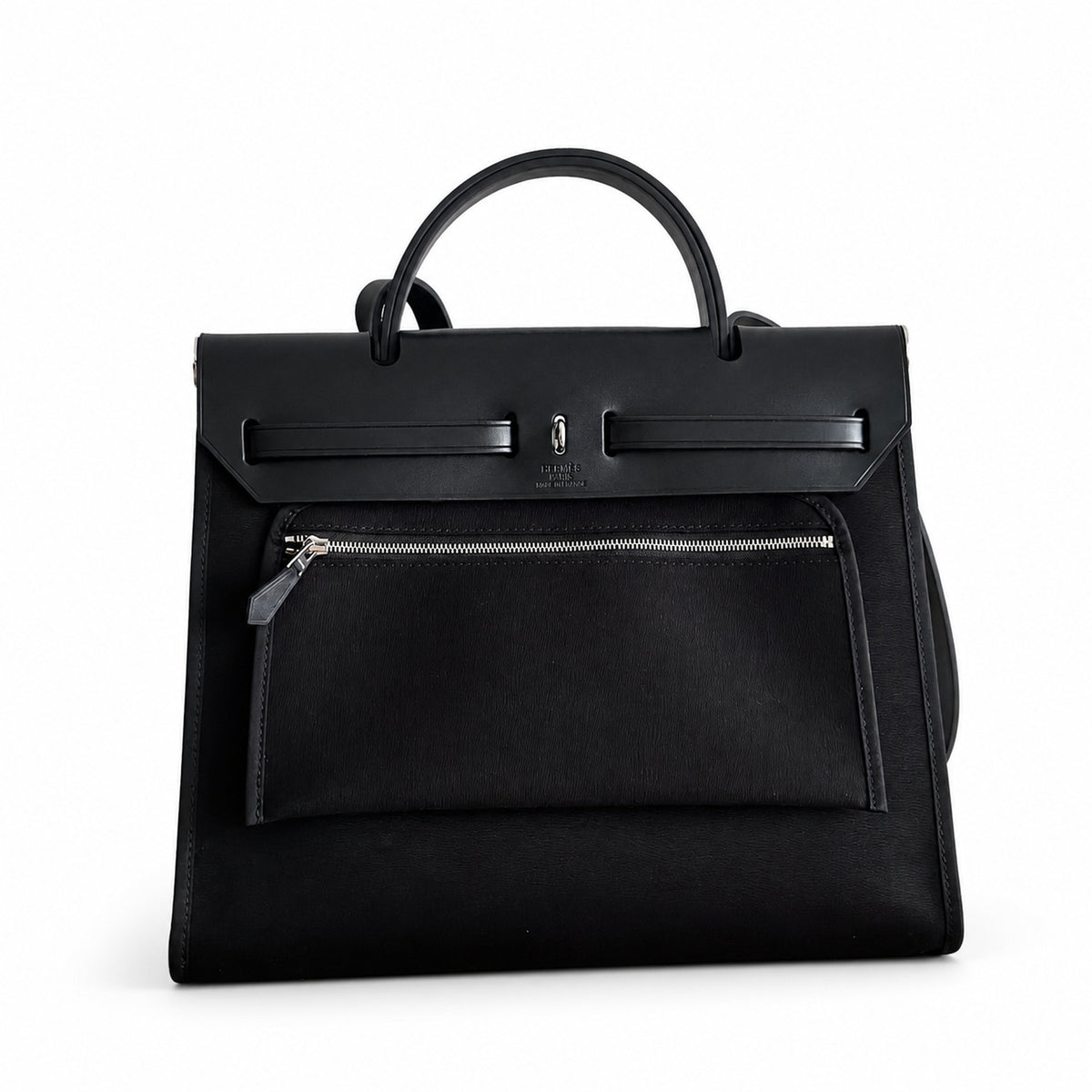 Sophisticated Canvas Carryall: Herbag 31cm Saddle-Inspired Canvas Body with Leather Handle and Shoulder Strap
