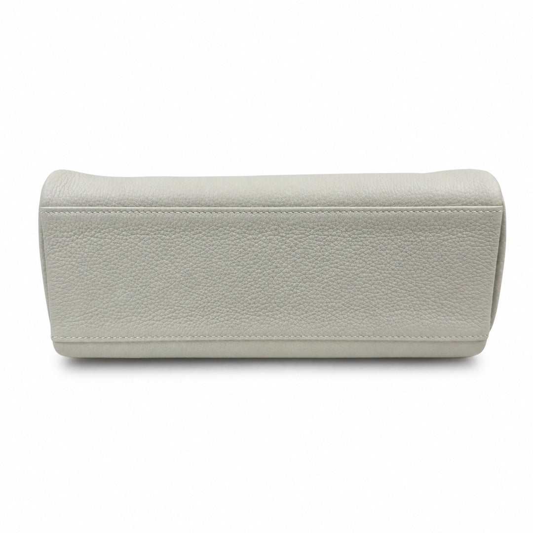 Available : Kelly messenger men's and women's bags, milkshake platinum buckle, imported leather, all-steel hand-waxed thread, the highest — Sophisticated Carry Design