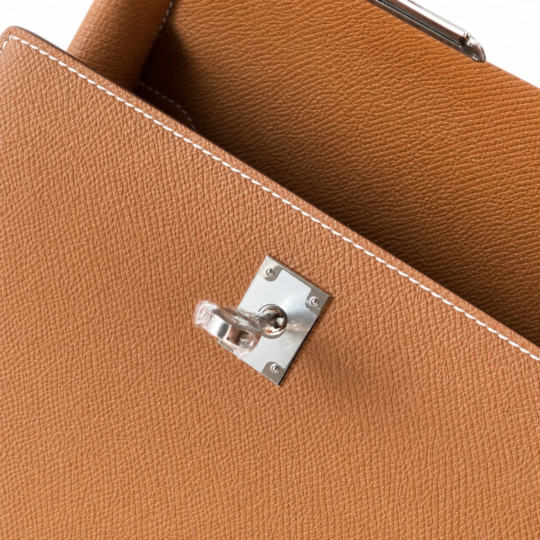 Kelly 25cm in Golden Brown Epsom Leather with Silver Buckle Handmade — Classic Hand-Carry Silhouette