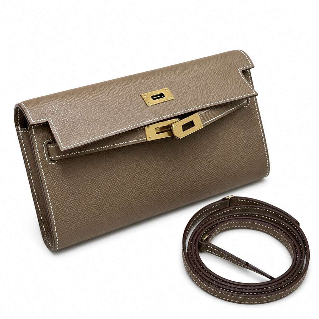 Refined Small Hand-Carry Bag: Kelly to go Color: ck18/etoupe Size: 19*11.5*1.5cm Leather: Epsom Hardware: Gold Kelly shoulder crossbody bag, Elephant Gray, cowhide, Gold Buckle