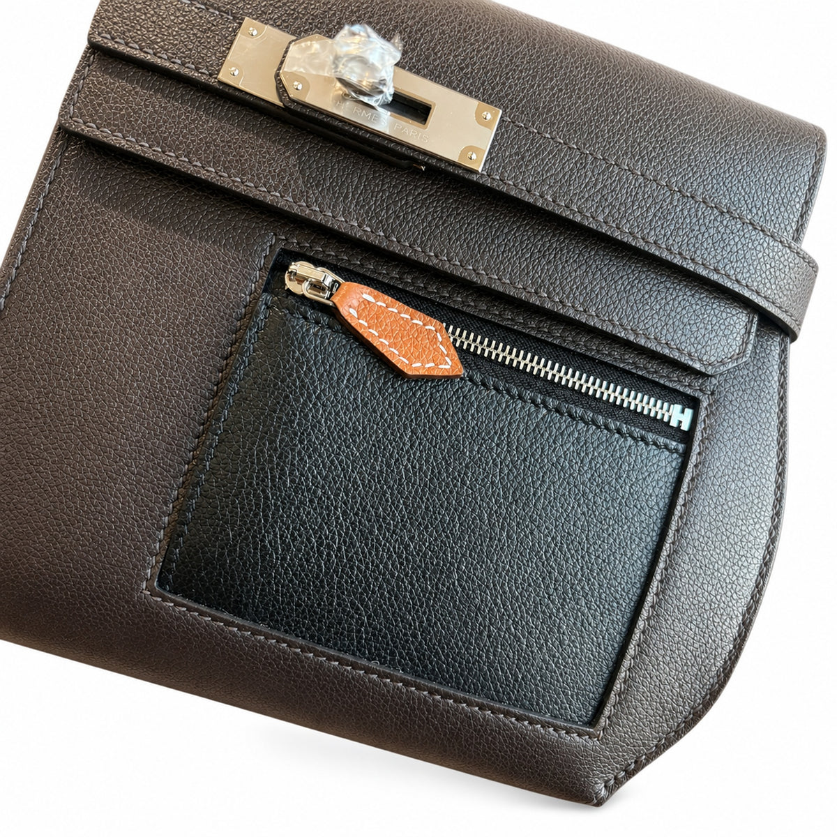 Kelly Depeches 25cm Evercolor Leather with Shoulder Strap — Structured Hand-Carry Clutch