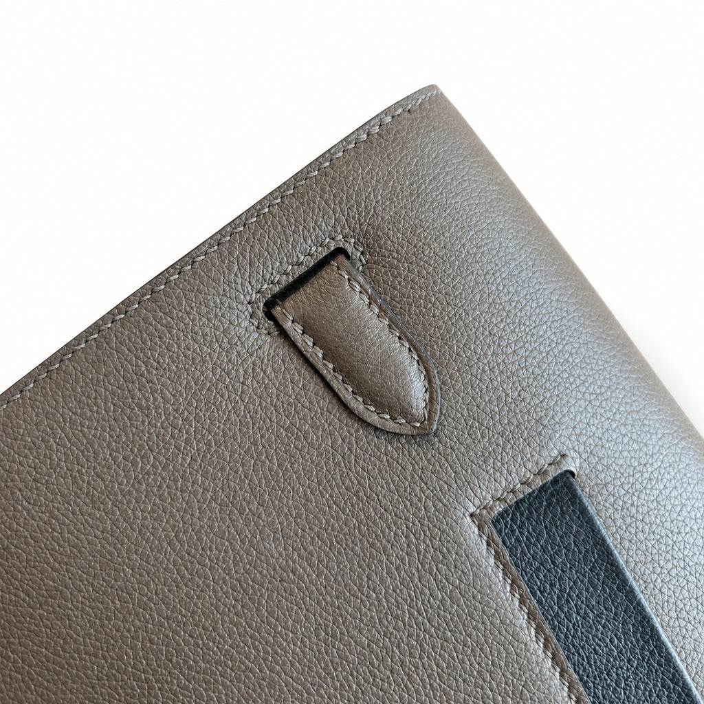 Refined Shoulder-Strap Clutch: Kelly Depeches 25cm Evercolor Leather with Shoulder Strap