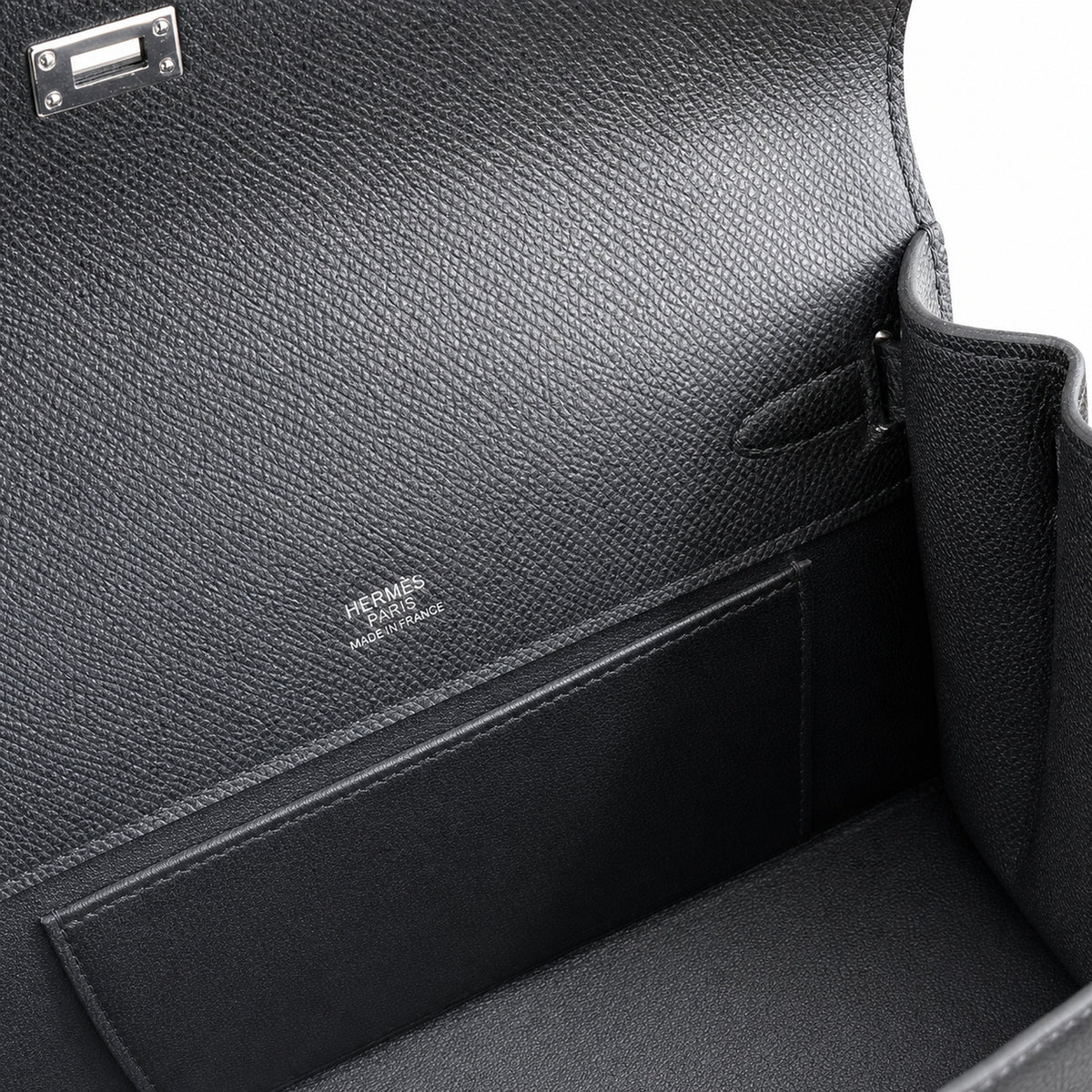 Kelly 22cm in Black Epsom Leather with Silver Buckle Handmade — Sophisticated Carry Design