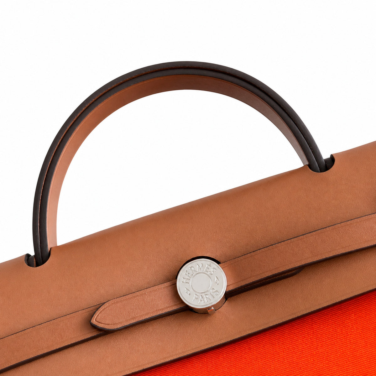 Refined Leather-Trimmed Shoulder Bag: Herbag 31cm Saddle-Inspired Canvas Body with Leather Handle and Shoulder Strap
