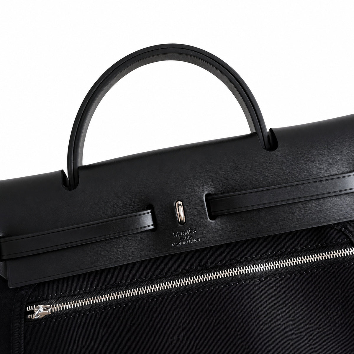 Sophisticated Canvas Carryall: Herbag 31cm Saddle-Inspired Canvas Body with Leather Handle and Shoulder Strap