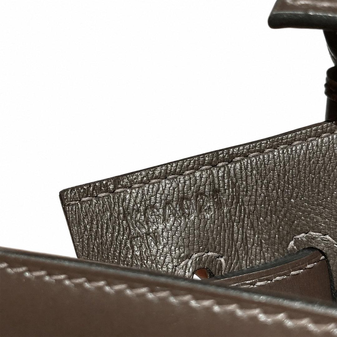 New limited edition 32Kelly Lakis BOX patchwork, ebony color Silver Buckle. The old money style series is low-key and noble. It exudes an elegant — Refined Lakis Carry Design