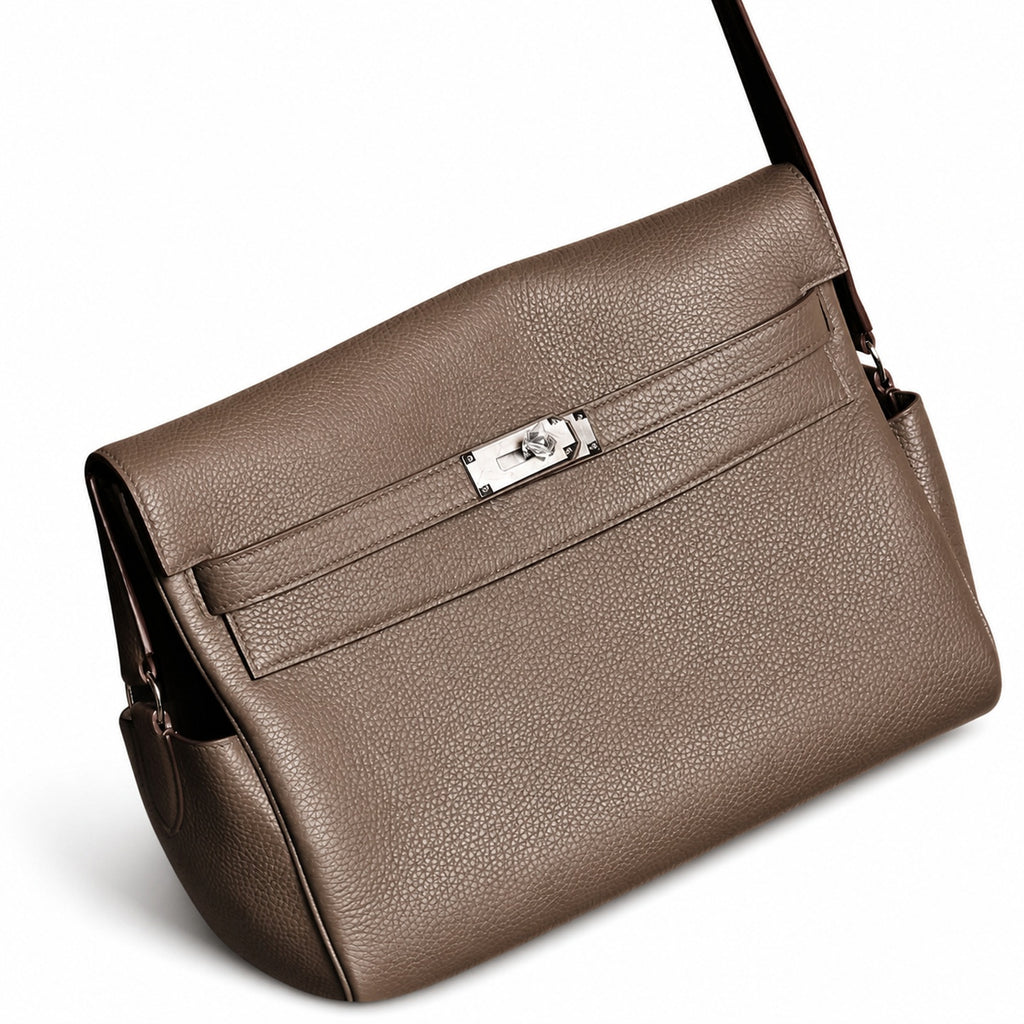 Kelly Messenger messenger bag, large size, pewter gray Togo Leather, Pre-order Togo calfskin messenger bag. - Flap with swivel hardware - Large — Polished Structured Handbag