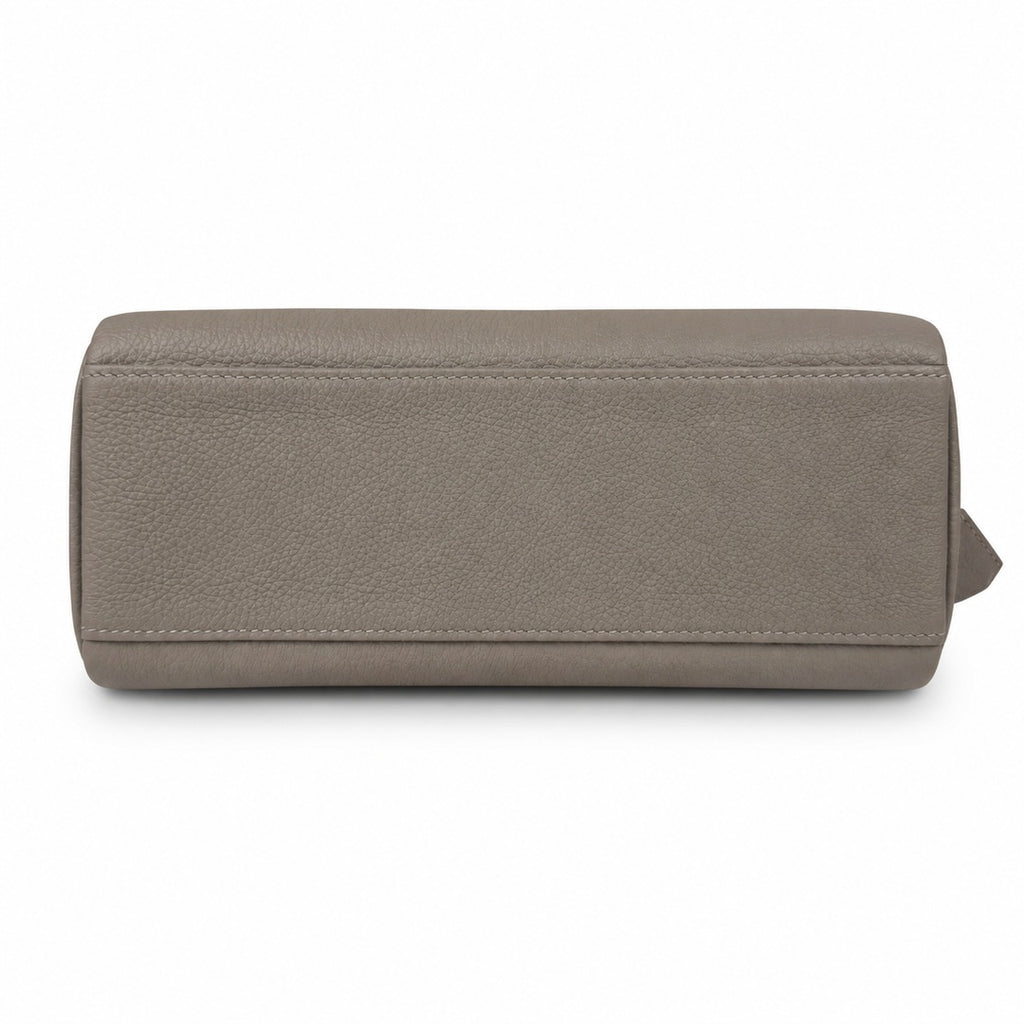 Kelly Messenger messenger bag for men and women, light gray Gold Buckle, imported leather, all-steel hand-waxed thread, the highest — Refined Top-Handle Bag