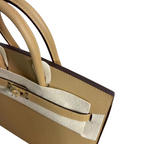 Timeless Structured Handbag: Birkin 25 Sellier 4B Biscuit Epsom Gold Hardware